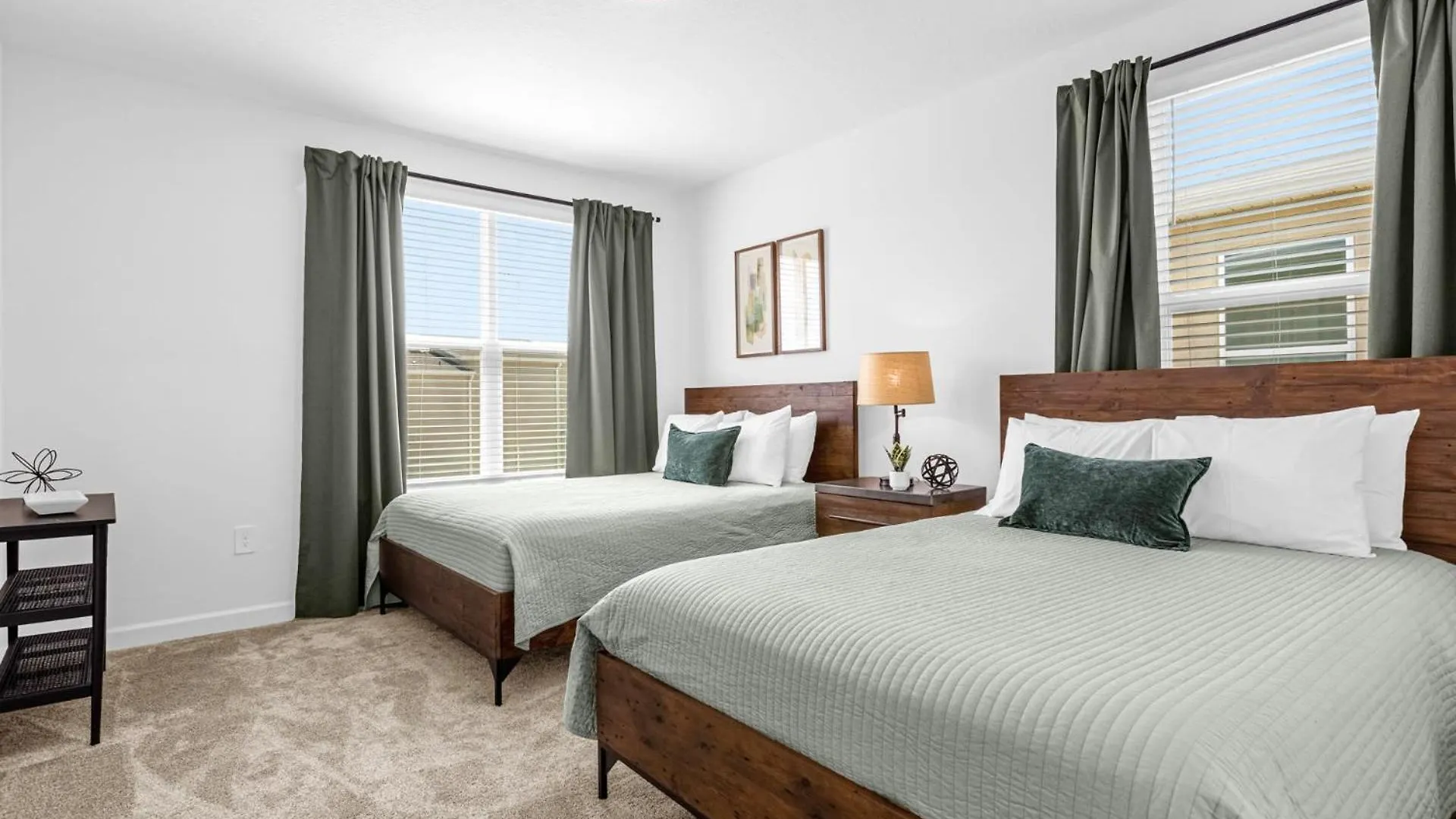 Upstay - Sanctuary House W Pool & Spa In Davenport 0*,